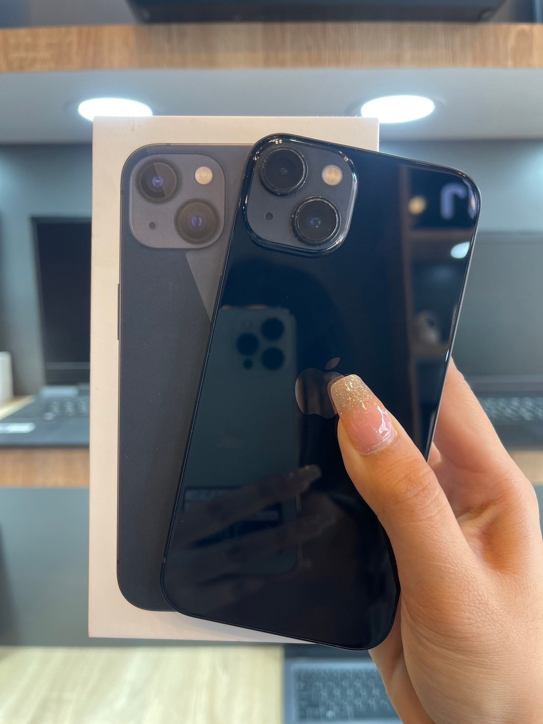 iPhone 13 128GB Midnight