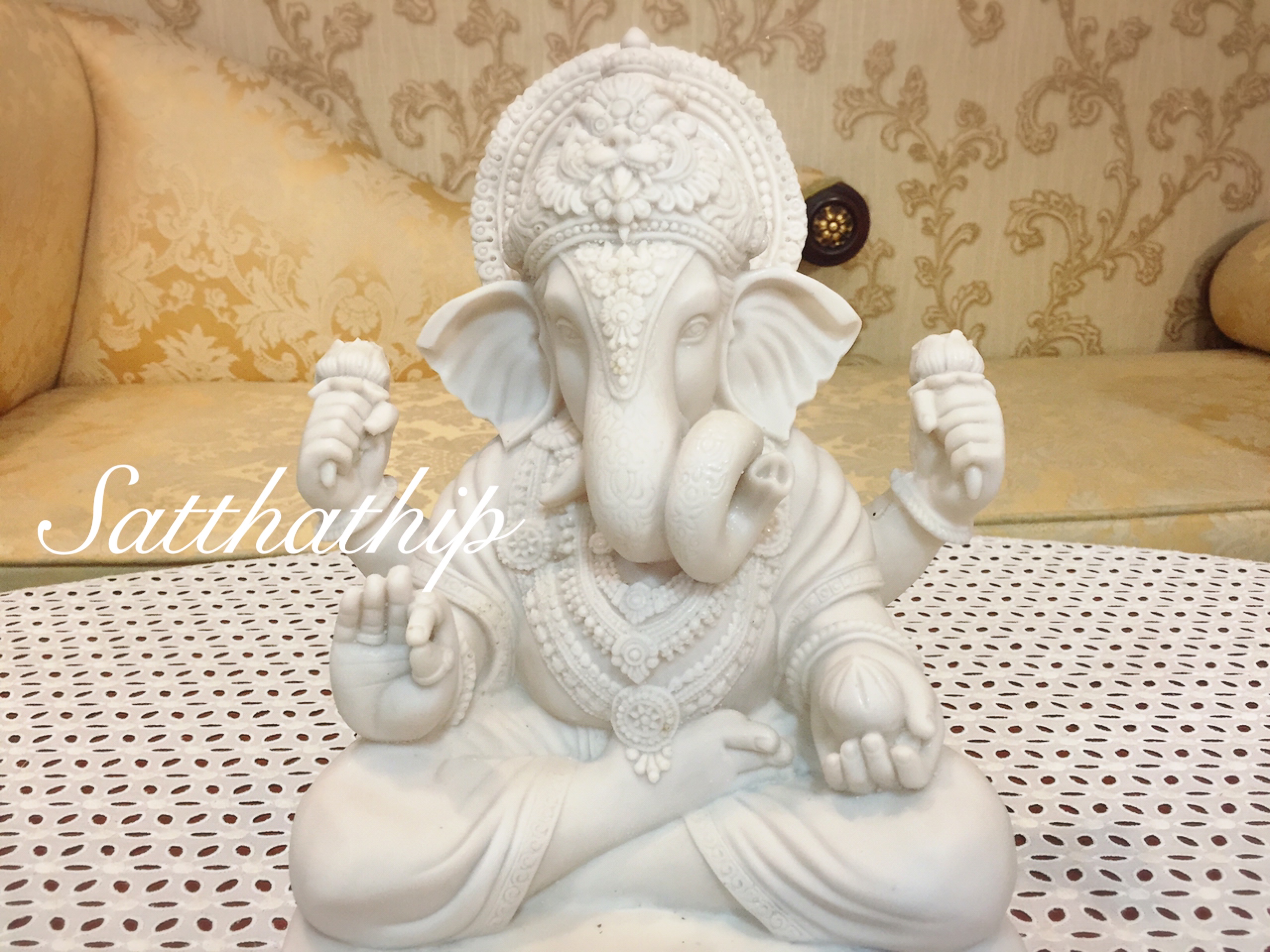 พระพิฆเนศ ปางเศรษฐี/ ดั๊กดูเสธ (เรซิ่น) - Ganesha: Lord of Success