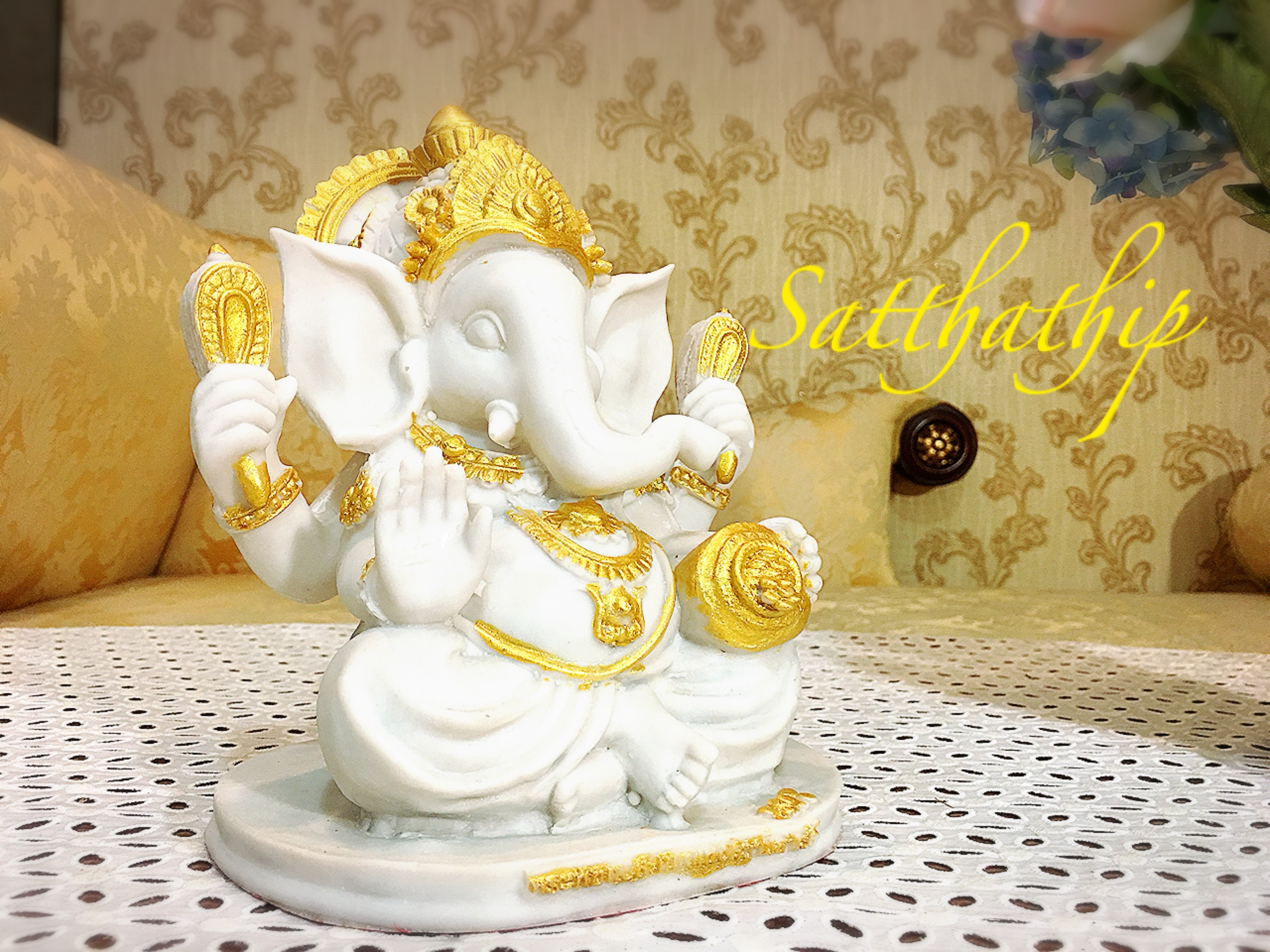 พระพิฆเนศ ปางประทานพร (เรซิ่น) - Ganesha: Lord of Success