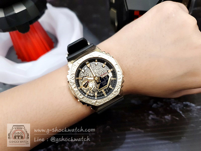 CASIO G-SHOCK นาฬิกาข้อมือ นาฬิกากันน้ำ นาฬิกาของแท้ ประกันศูนย์ CMG 1 ปี รุ่น GM-2100MG-1APFM
