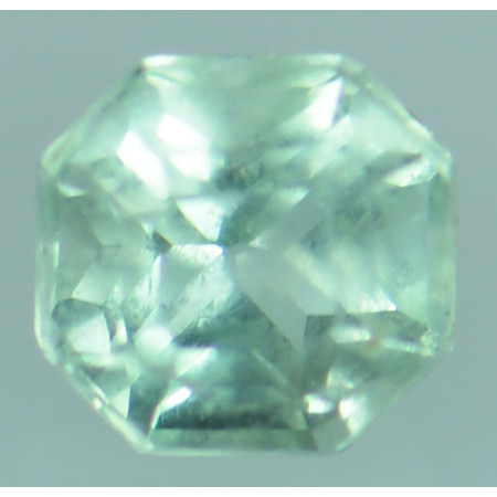พลอยมรกตดิบ (Emerald) 0.26 กะรัตสวยมาก No oil