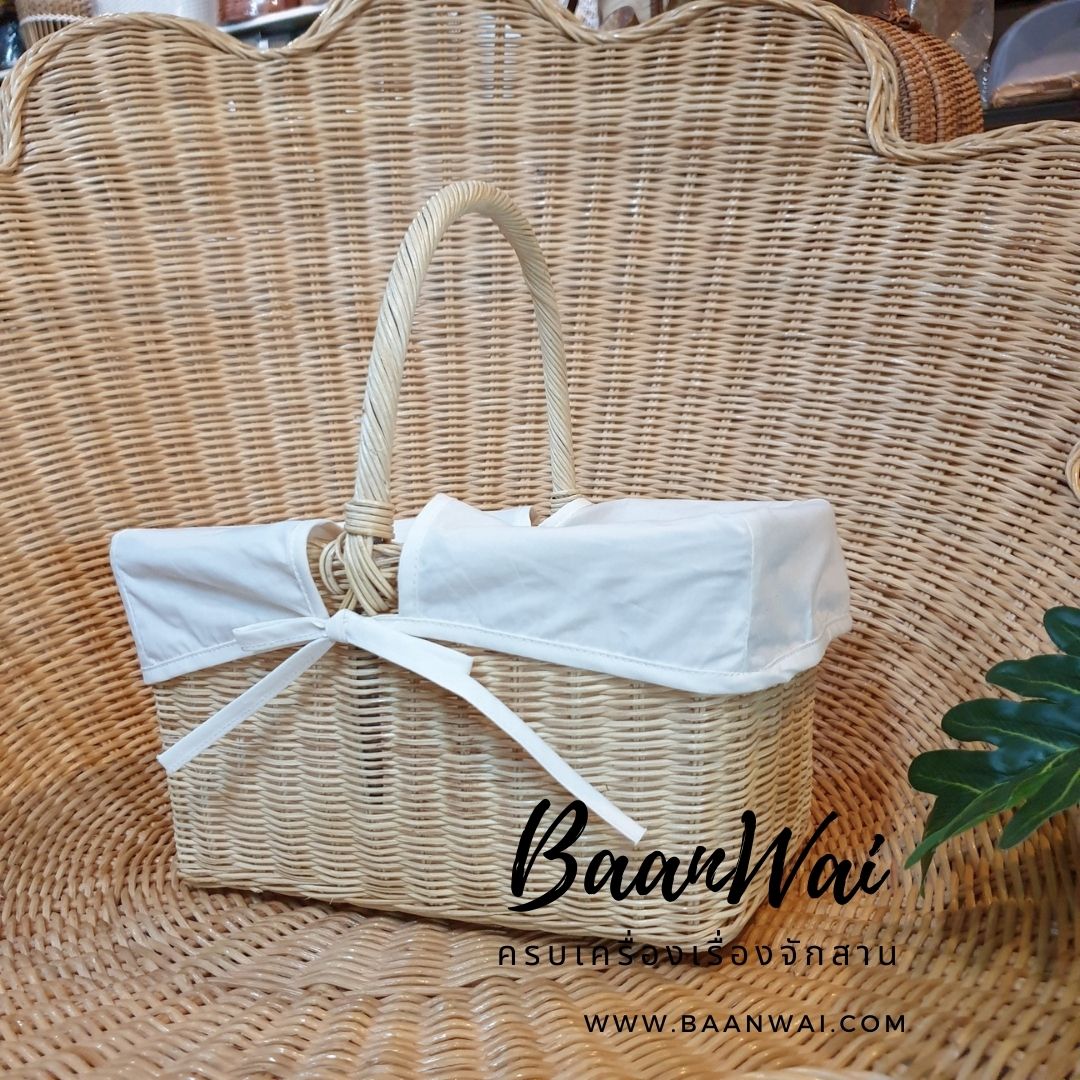 ตะกร้าหวายบุผ้า ตะกร้าเด็กอ่อน ตะกร้าปิคนิค ตะกร้าเอนกประสงค์ ทรงเหลี่ยม
