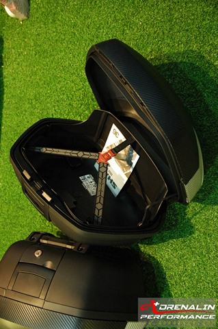 กล่องข้าง SHAD SH36