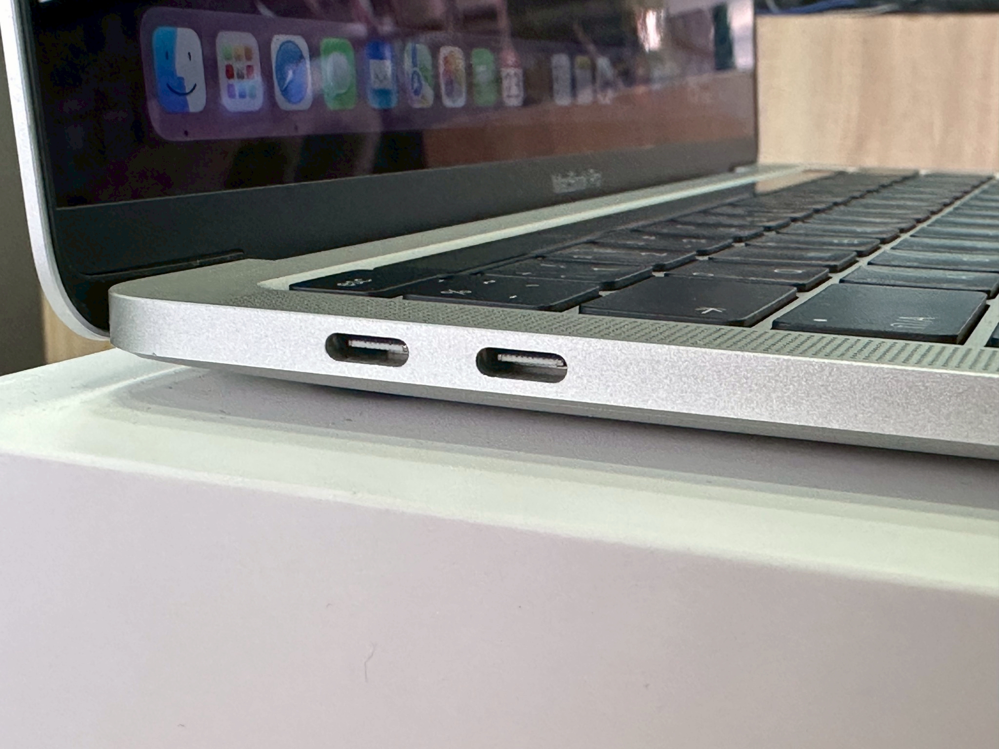 MacBook Pro 13" (M1, 2020) 8/256GB Silver