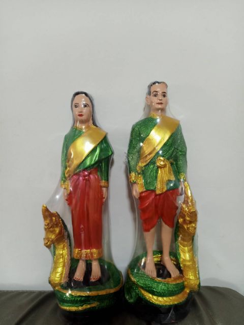 องค์ยืนชุดคู่ คุ่ละปู่ศรีสุทโธ เเม่ย่าศรีประทุมมา (รับสีไหน ระบุในเเชท)