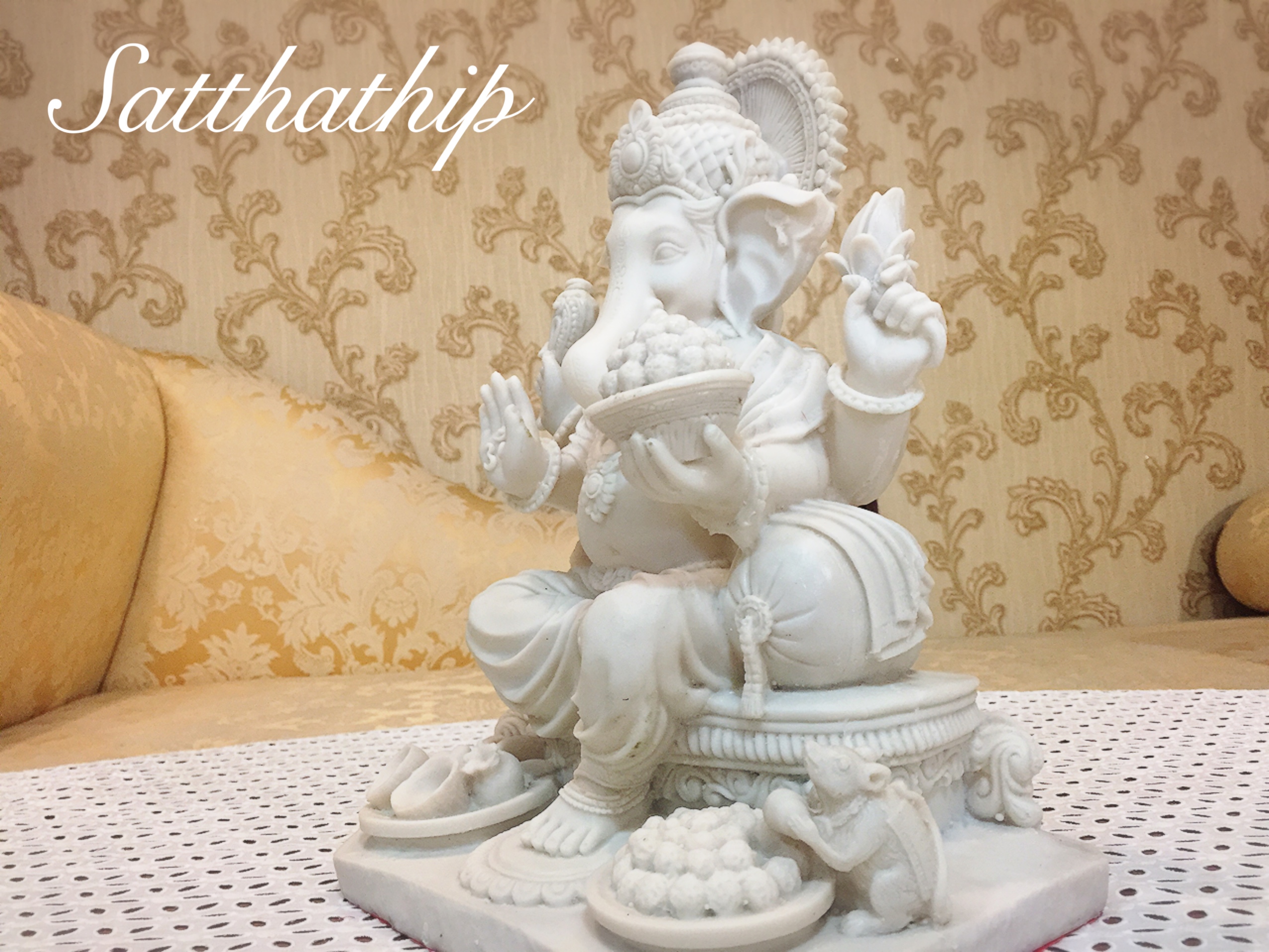 พระพิฆเนศ ปางประทานพร (เรซิ่น) - Ganesha: Lord of Success