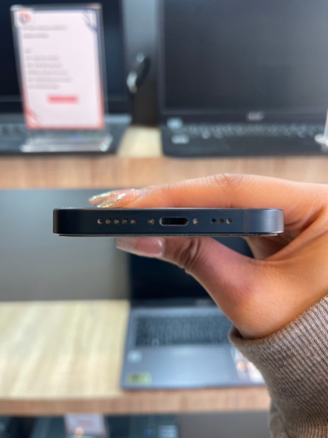 iPhone 13 128GB Midnight