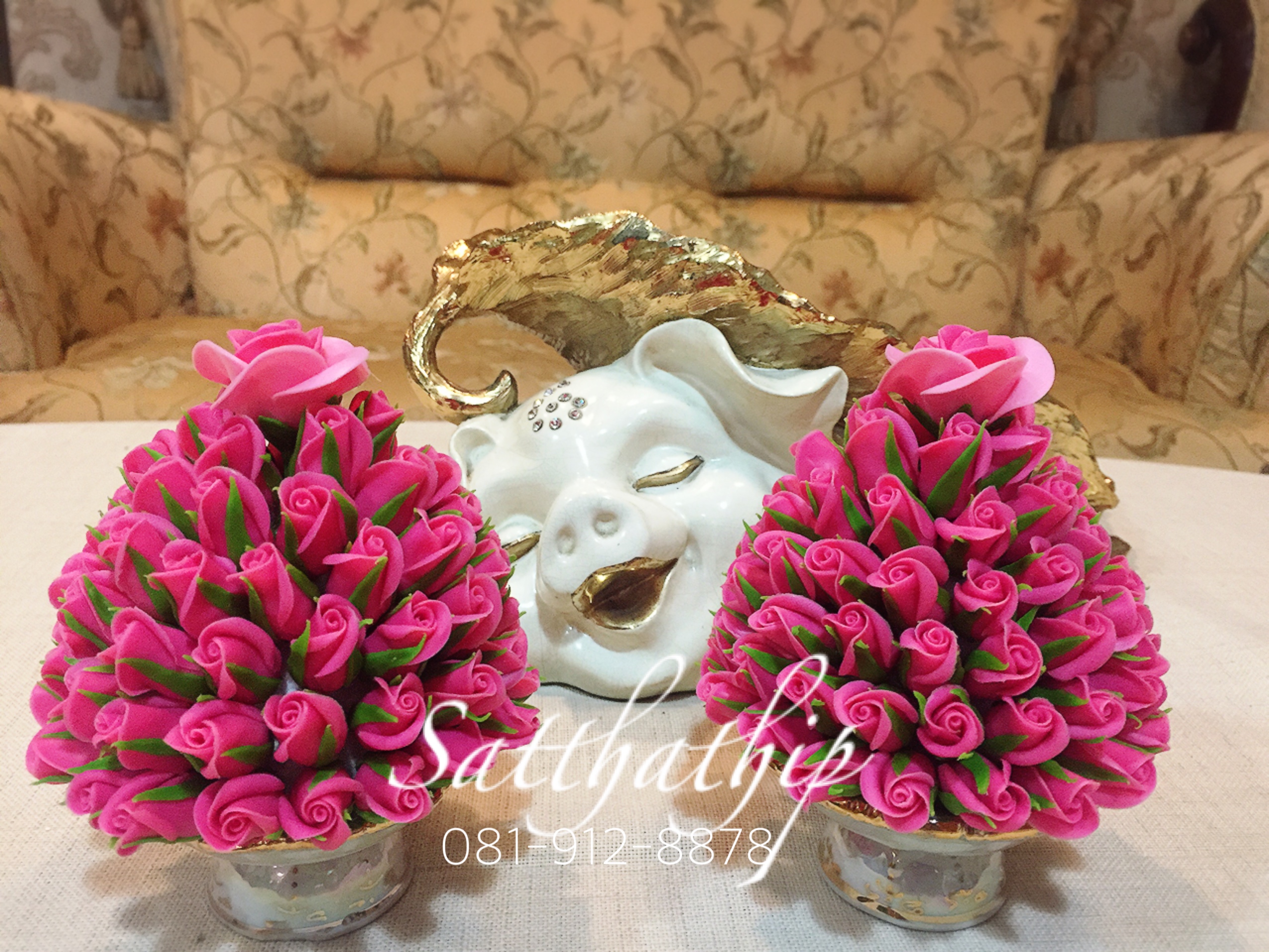 พานพุ่มดอกกุหลาบ ประดิษฐ์จากดิน [3.5 นิ้ว 1,100 บาท/คู่]