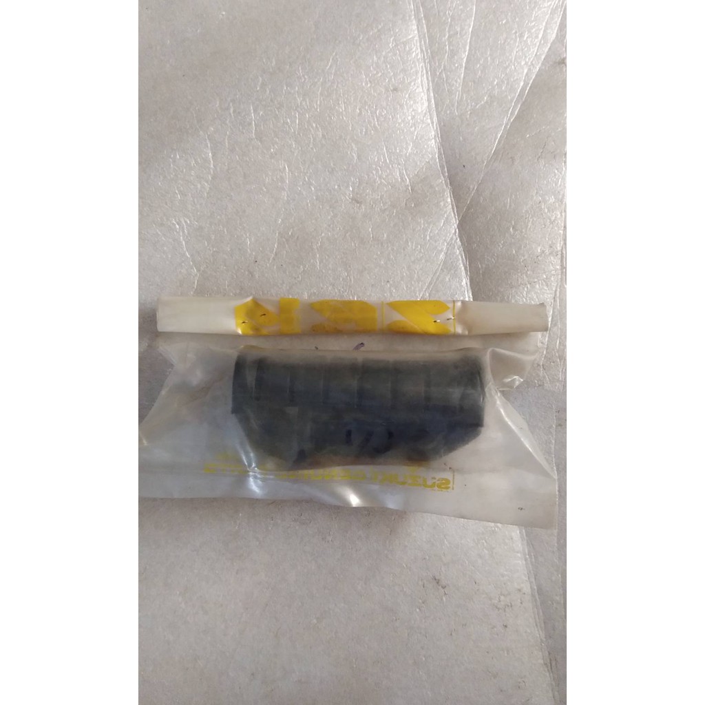 ยางพักเท้าหน้า สำหรับรุ่น Smash 110 Junior FD110X-X อะไหล่แท้ SUZUKI 43551-35520-000