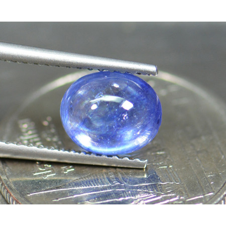 พลอยไพลินหลังเบี้ย (Sapphire) 2.30 กะรัต