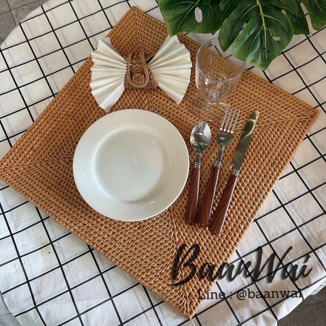 แผ่นรองจานหวาย ทรงสี่เหลี่ยมจตุรัส