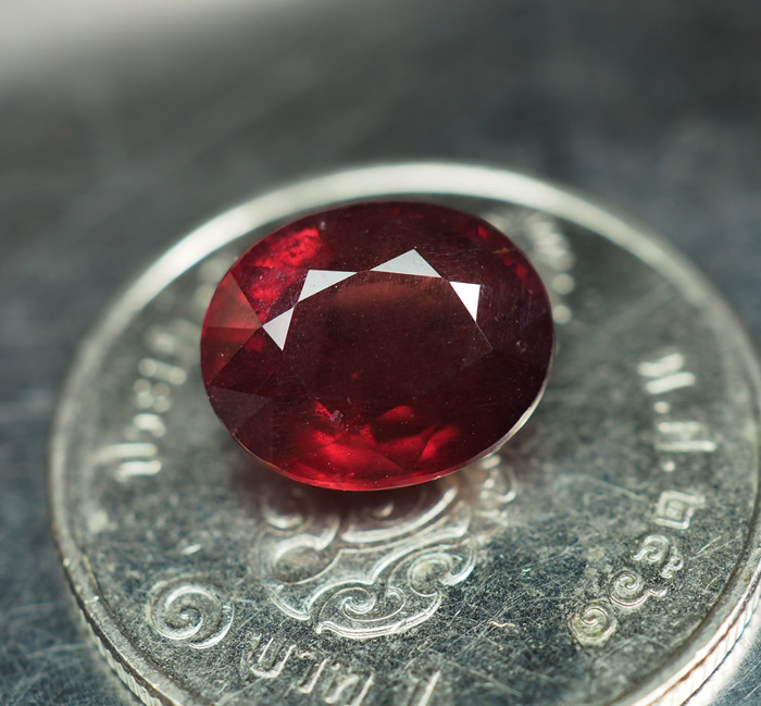 พลอยโรโดไรท์โกเมนแดงม่วง (Rhodolite) 3.20 กะรัต