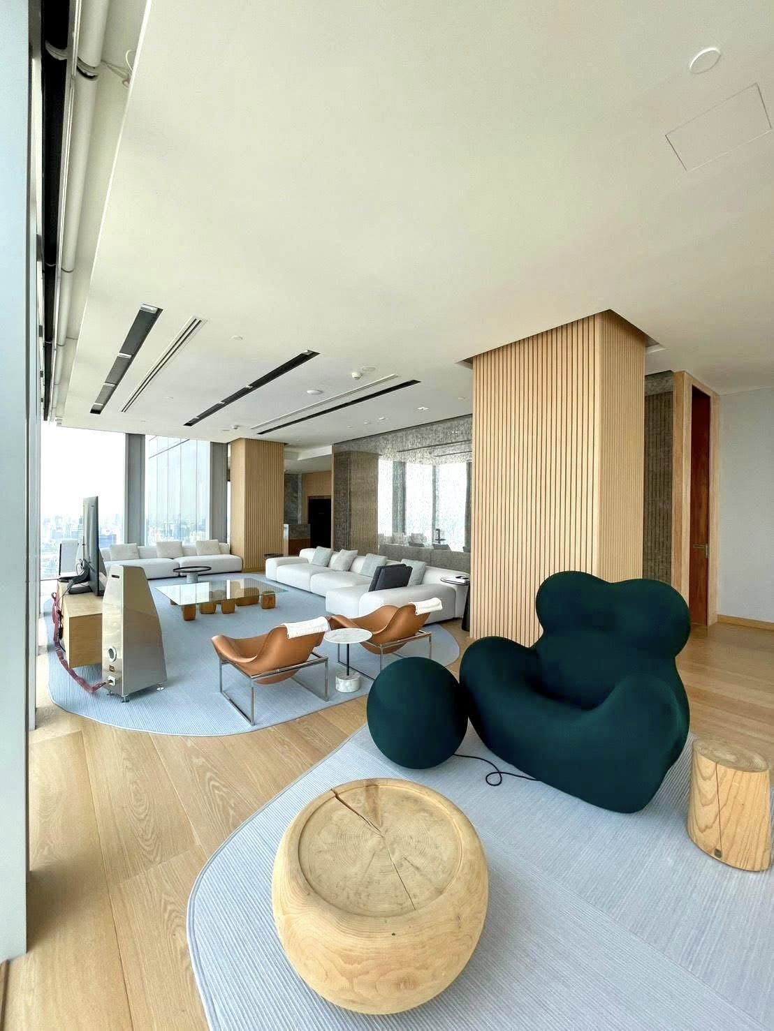 The Ritz Carlton Residence