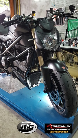 RG การ์ดหม้อน้ำ (Radiator Guard) เซ็ท บน-ล่าง สำหรับ Streetfighter