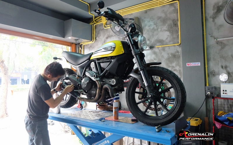 ท่อ M4 GP slip-on สำหรับ Ducati Scrambler (For Exhibition only)