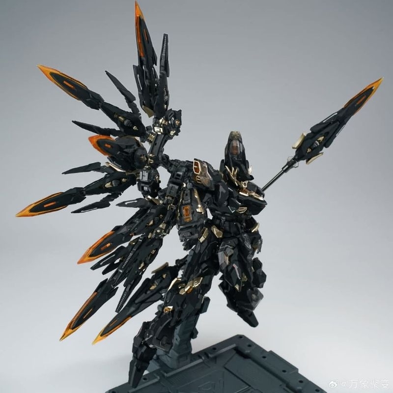 𝗩𝗶𝗲𝗻𝘁𝗶𝗮𝗻𝗲 𝗙𝘂𝘀𝗶𝗼𝗻 - 1/100 Apocalypse Black Color
