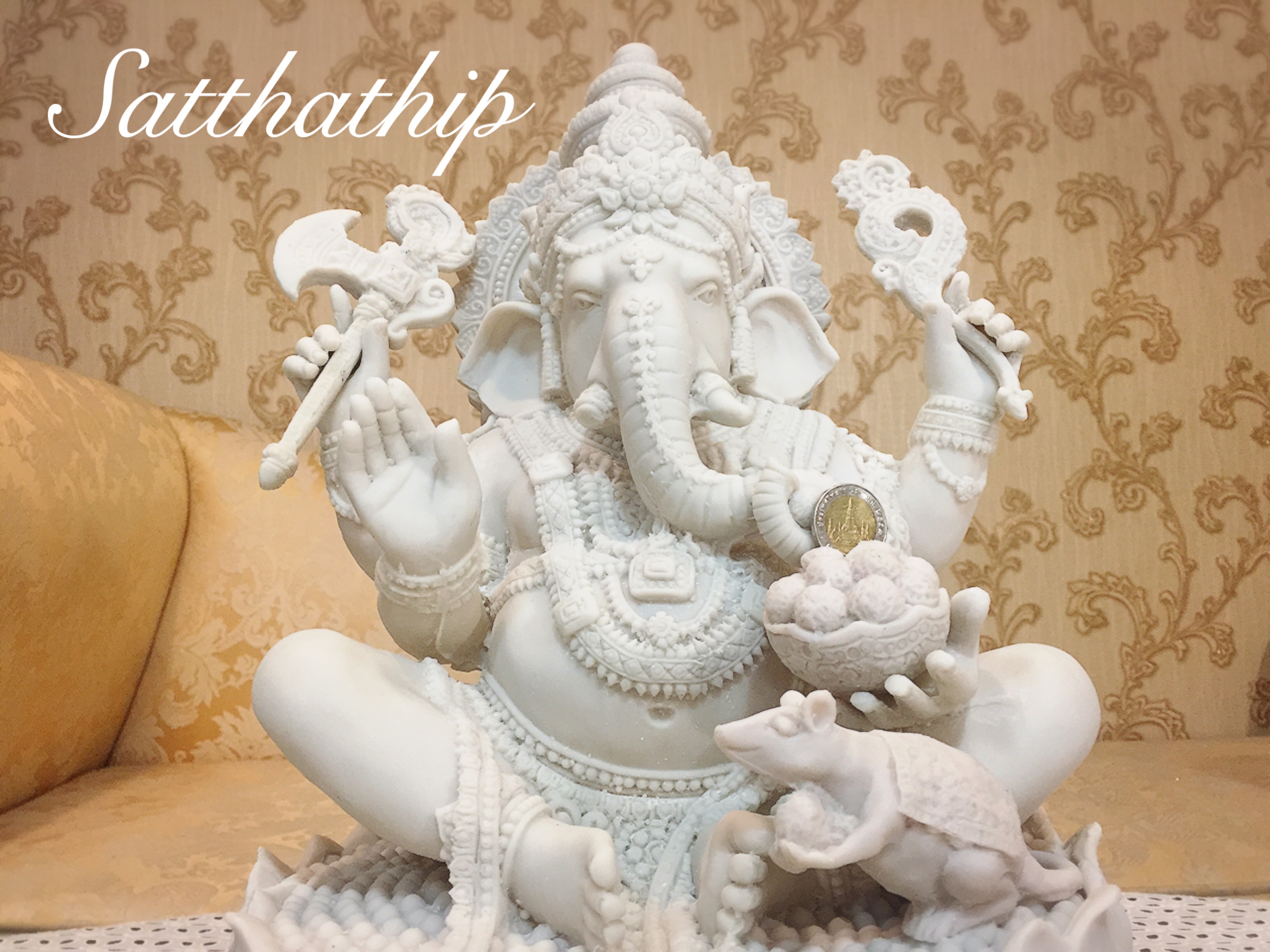 พระพิฆเนศ ปางสัมปทายะคเณศ (เรซิ่น) - Ganesha: Lord of Success