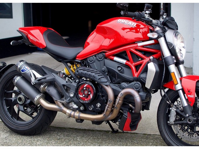 ครอบคลัทช์ Ducabike (Cluth Cover Window) สำหรับ M821 2018+