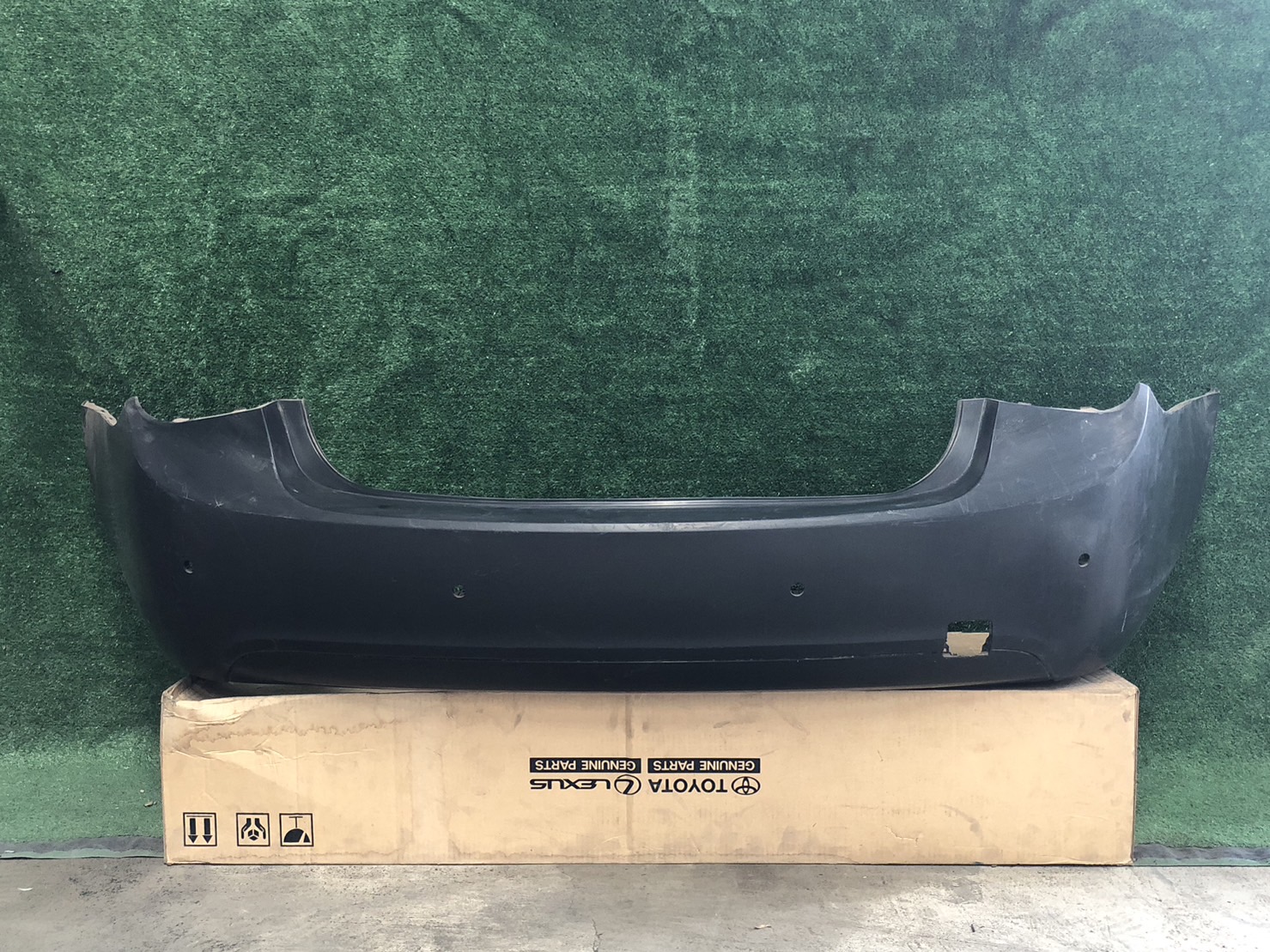 กันชนหลัง Chevrolet Cruse 2009-12