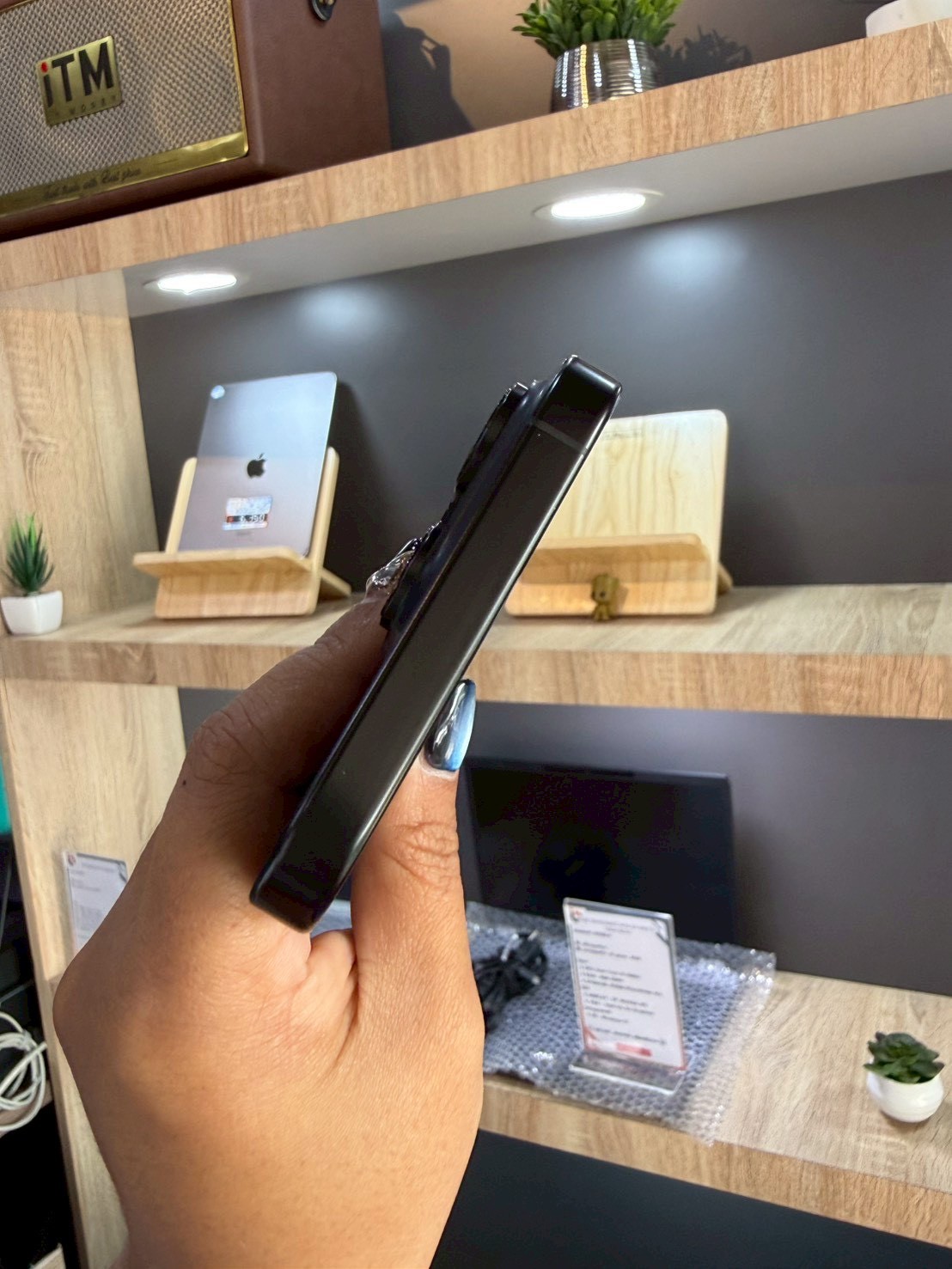 iPhone 16 Pro Max 512GB Black Titanium