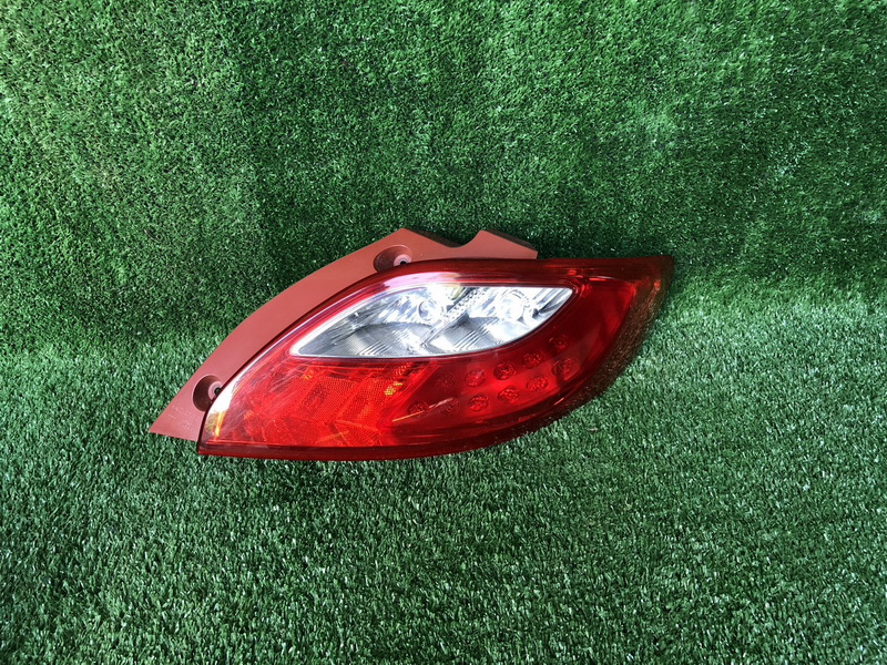 ไฟท้าย R Mazda Mazda2 2008-2010