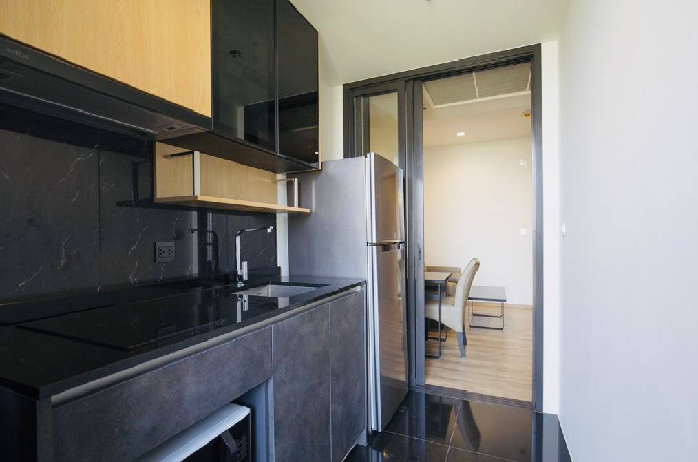 The Line Jatujak-Mochit