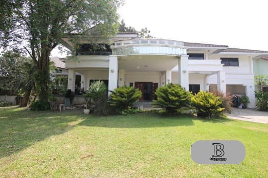 Chuan Chuen Parkville village Selling