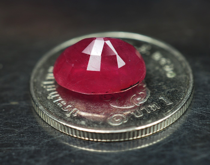 พลอยทับทิม (Ruby) 5.05 กะรัตสีแดงชมพู
