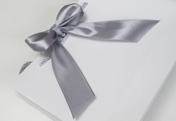 ถุงกระดาษพร้อมโบว์,ถุงกระดาษ,ถุงของขวัญ,มี 4 ขนาดให้เลือก