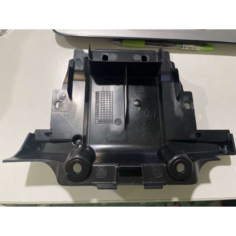 🟠ลดราคาสินค้ามีตำหนิ🟠 52B-H4516-00 ฝาครอบไฟท้าย ใช้ติดข้างใต้ฐานไฟท้าย FIORE อะไหล่แท้ YAMAHA