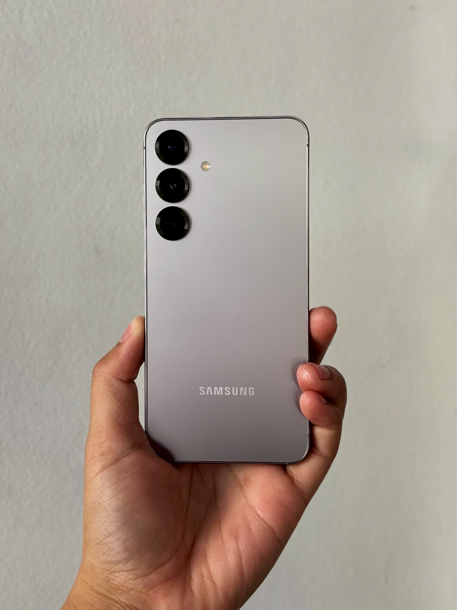 Samsung Galaxy S25 12/256GB (Silver Shadow)