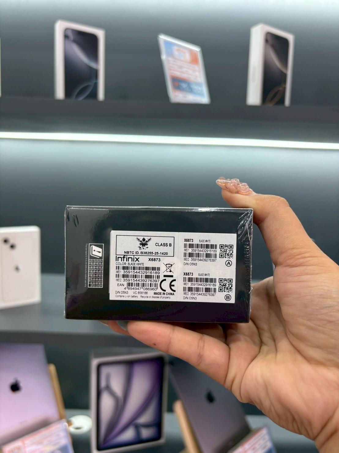 Infinix GT30 Pro (8+256) สี White