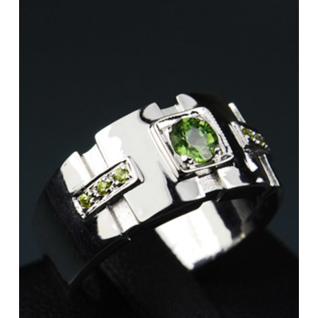 แหวนพลอยเพอริดอดแท้ (Peridot)