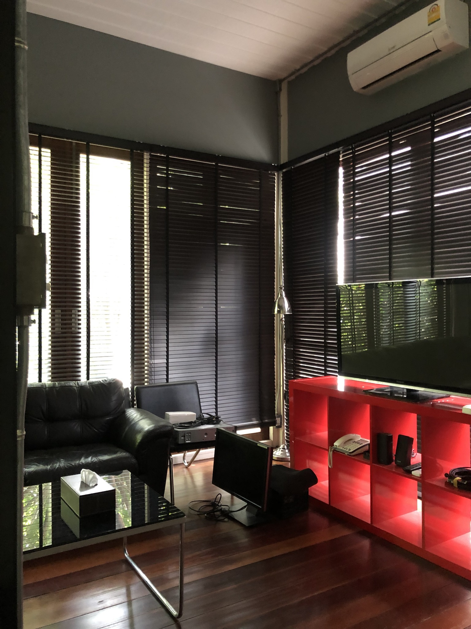 Townhouse Townehome office for rent