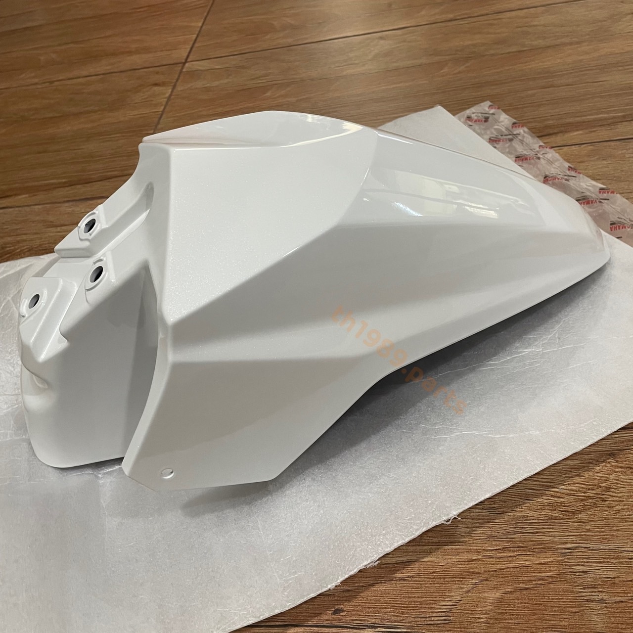 1GS-F1511-00-P1 บังโคลนหน้าสีขาว TTX อะไหล่แท้ YAMAHA