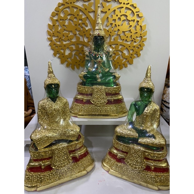 พระเเก้วมรกต 5นิ้วฐานกว้าง7นิ้ว