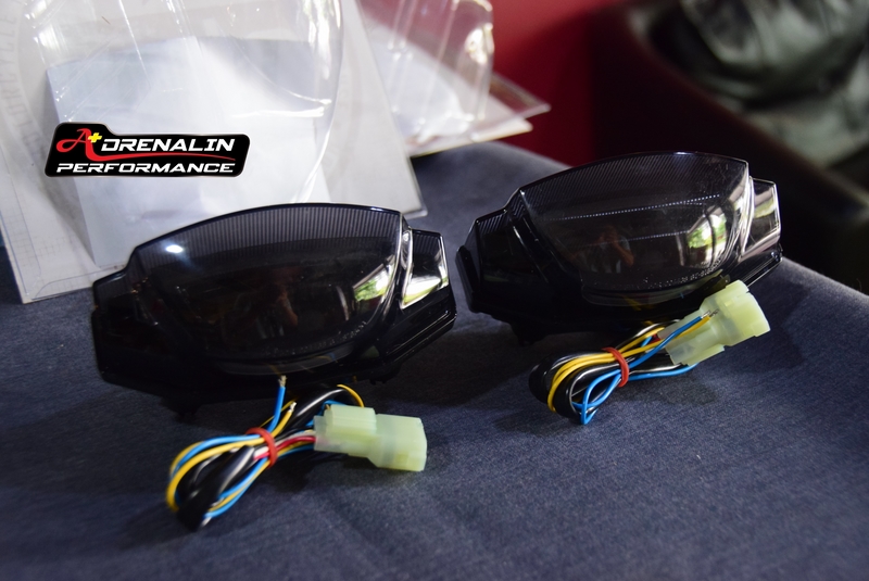 Competition Werkes-ไฟท้าย ไฟเลี้ยวในตัว สำหรับ scrambler