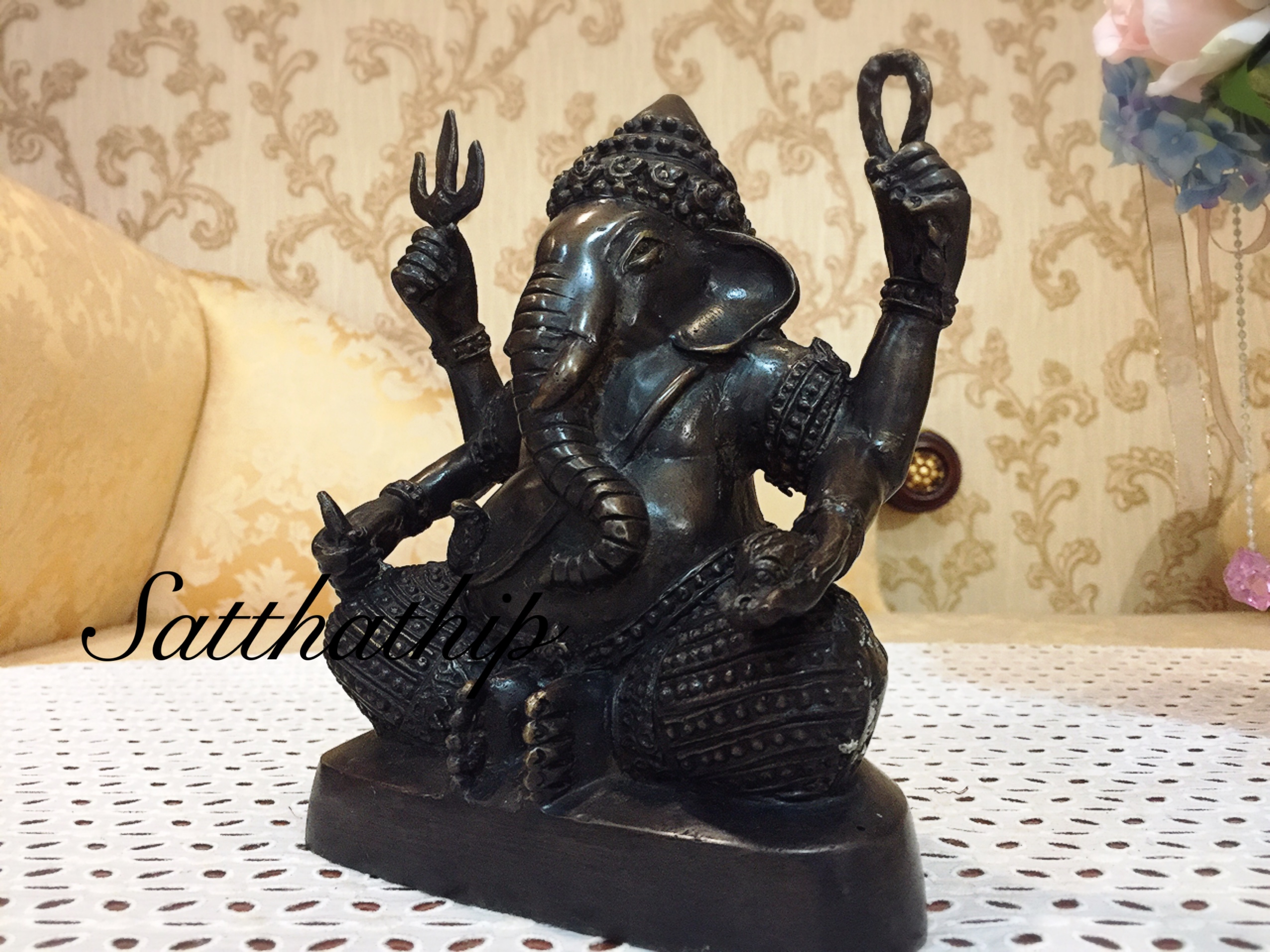 พระพิฆเนศปาง พระรีนาโมจัน คณปติ (ทองเหลือง รมดำ) - Ganesha: Lord of Success