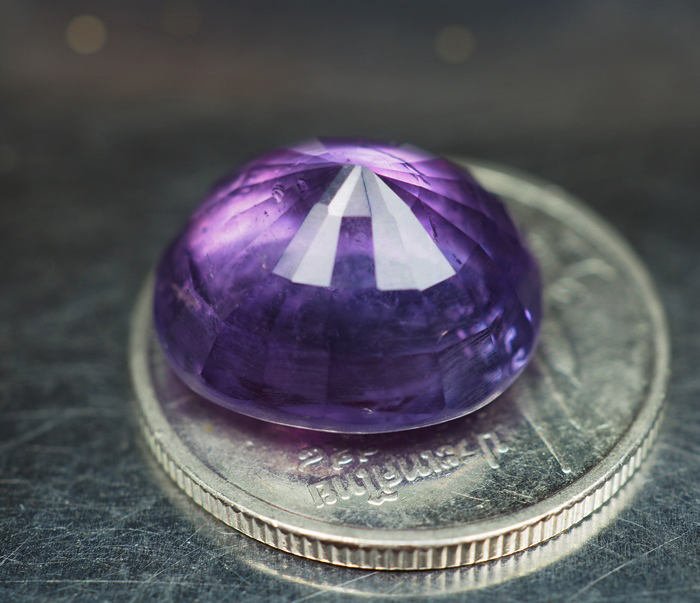 แอเมทิสต์สีม่วง (Purple Amethyst) 8.75 กะรัต