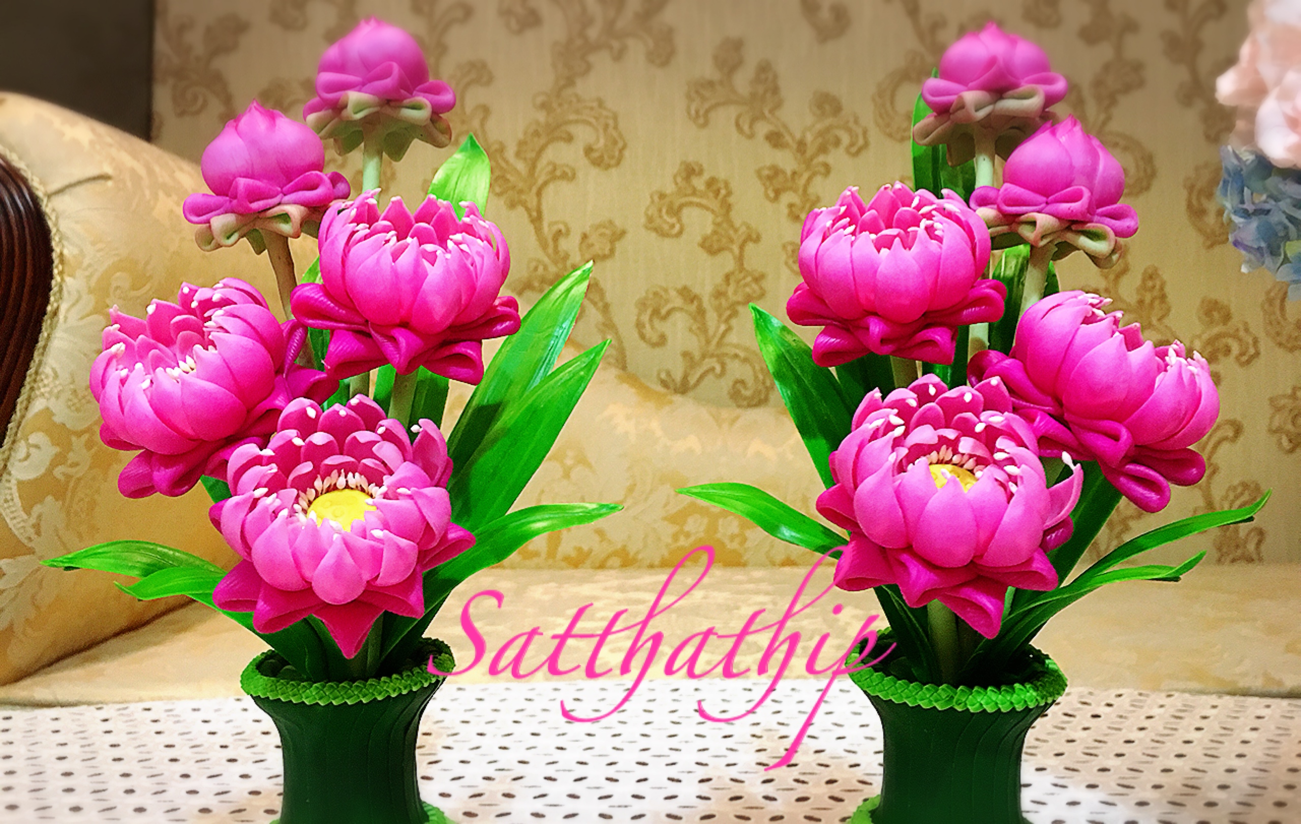 แจกันดอกบัว - ดอกบัวประดิษฐ์ - แจกันดอกบัวหลวงสีชมพู (ข้างละ 5 ดอก) ประดิษฐ์จากดิน - แจกันดอกบัวประดิษฐ์ - Lotus Flower