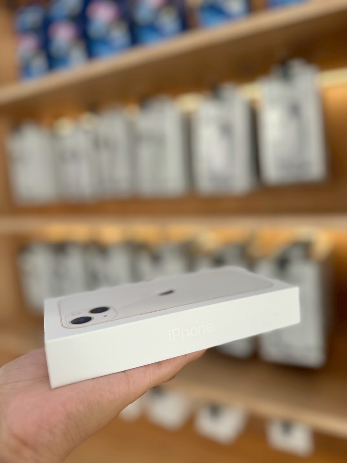 iPhone 13 128GB สี Starlight (มือ1)