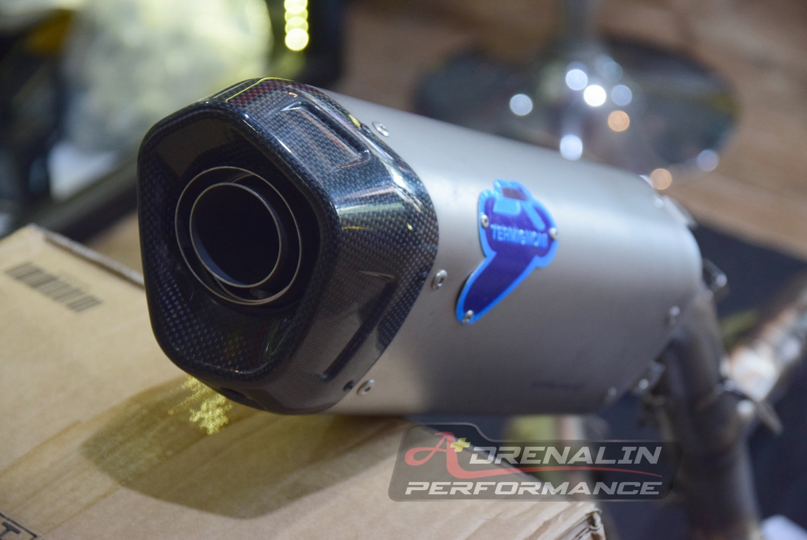 ท่อ termignoni full system ออกข้างเดียว สำหรับ hyper 950 (For Exhibition only)