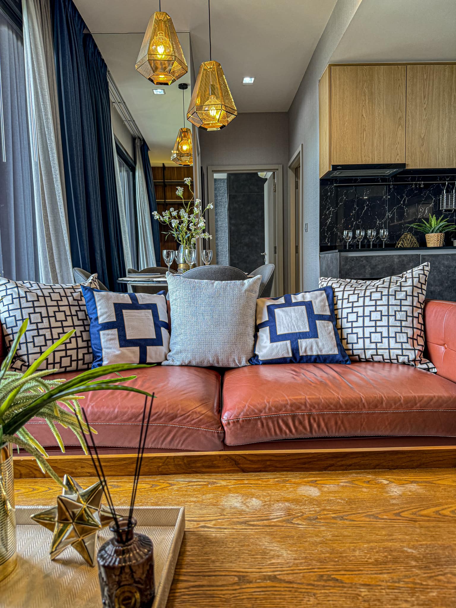 The Line Jatujak-Mochit