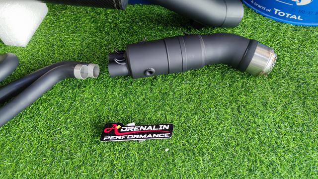 ท่อ Termignoni full system คอดำ สำหรับ Tmax 560 / 530 2017+ (For Exhibition only)