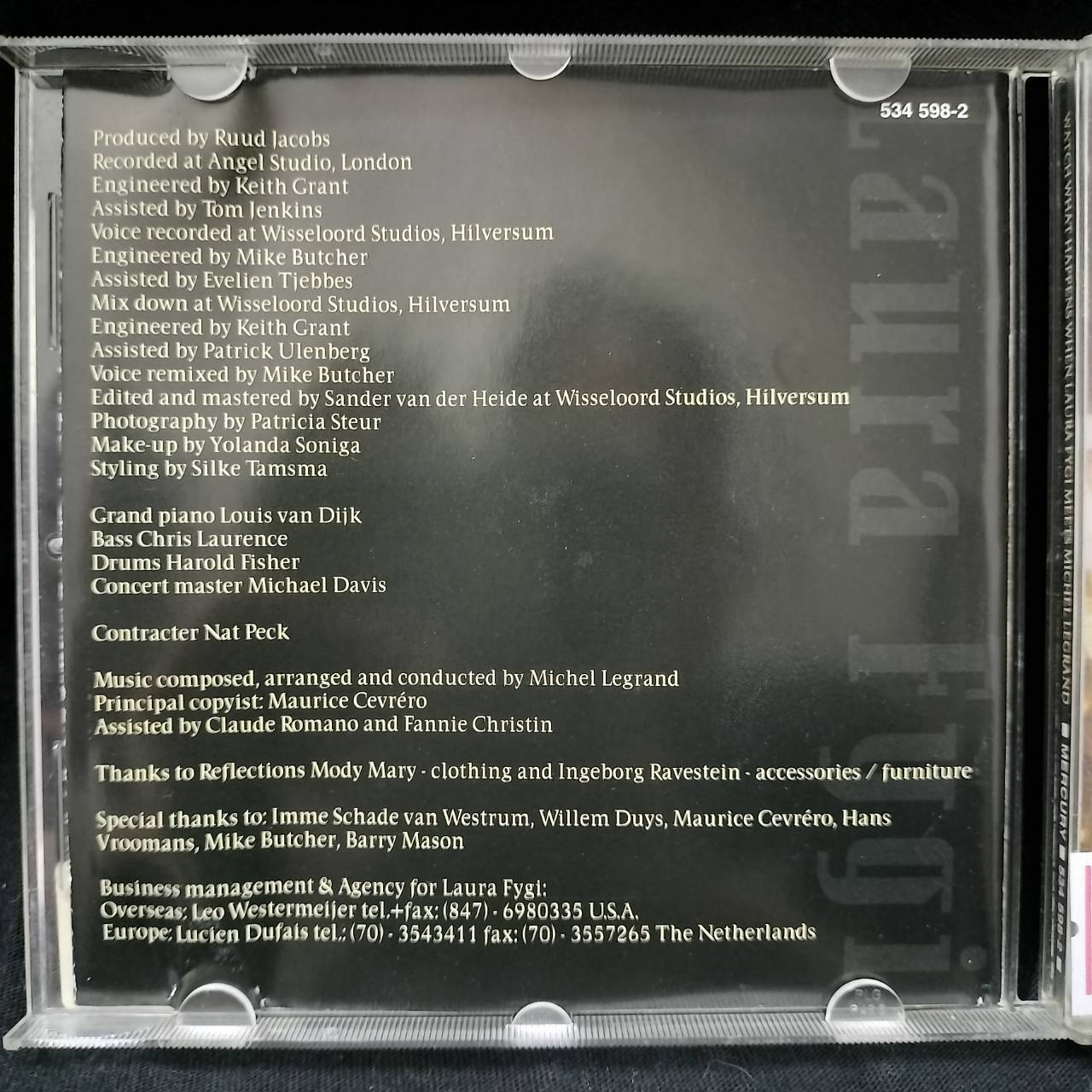 Laura Fygi – Watch What Happens When Laura Fygi Meets Michel Legrand / NATHERLANDS / แผ่นดี