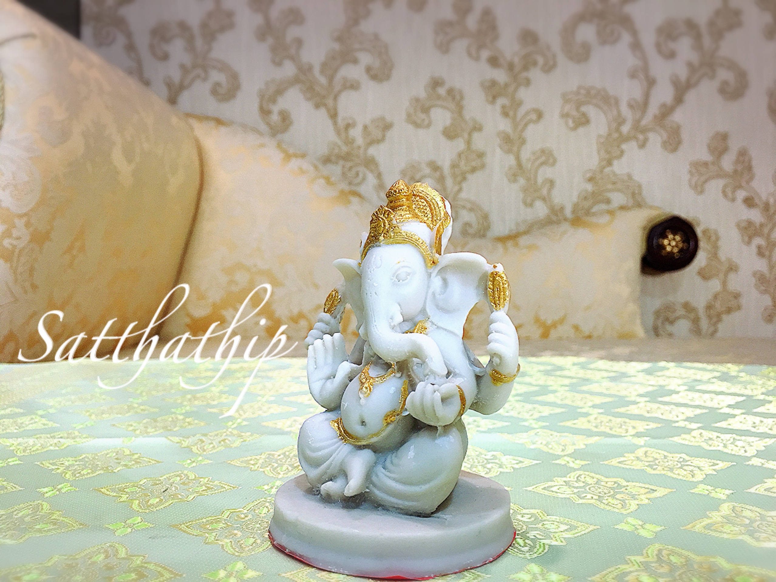 พระพิฆเนศ ปางประทานพร (เรซิ่น) - Ganesha: Lord of Success