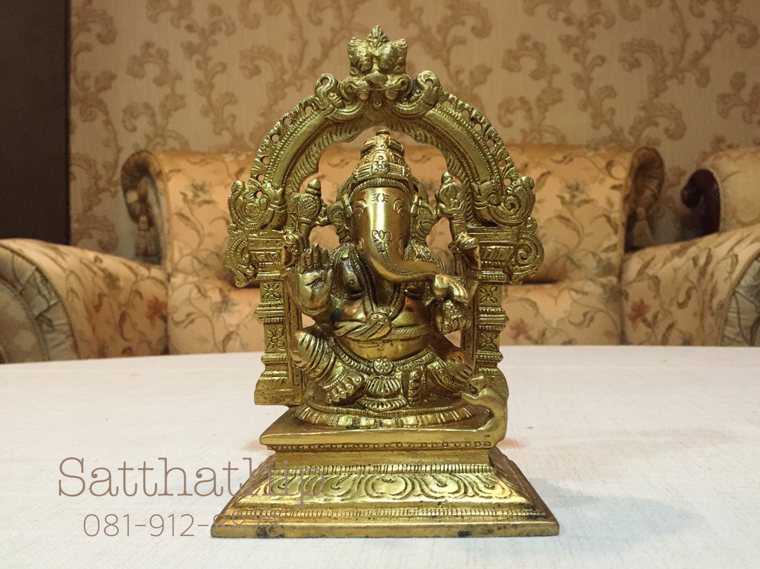 พระพิฆเณศปางสัมปทายะคเณศ (ทองเหลือง) ผลิตและนำเข้าจากอินเดีย - Ganesha: Lord of Success