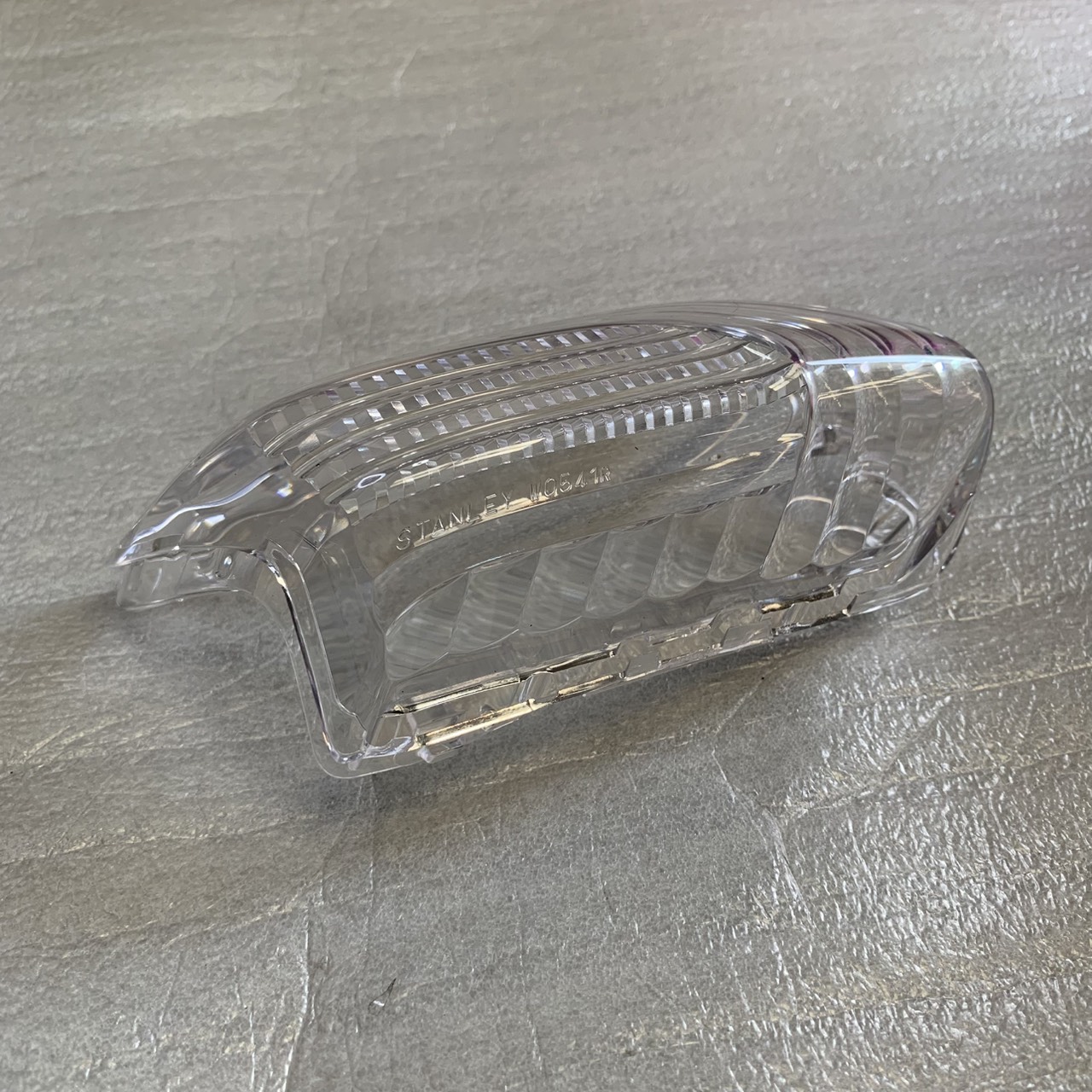 33401-KZV-T00 เลนส์ไฟเลี้ยวหน้าด้านขวา SUPERCUB 2013-2017 , DREAM110I 2011 อะไหล่แท้ HONDA