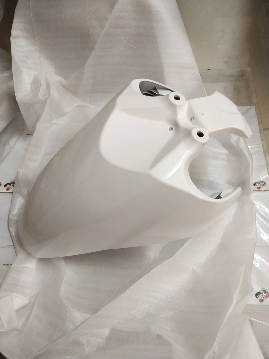 บังโคลนหน้าสีขาว GRAND FILANO 2015 สีขาว(WM6) อะไหล่แท้ YAMAHA 2BL-F1511-00-P0