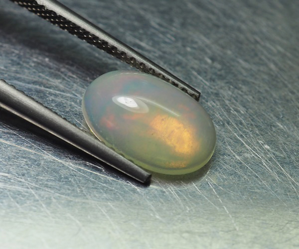โอปอลหลากสี (Opal) 1.45 กะรัต
